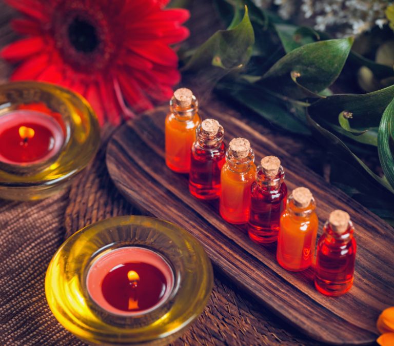 Benefits of Aromatherapy to Menopausal Women what's aromatheraphy