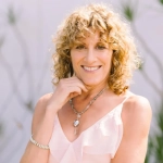 Julie E